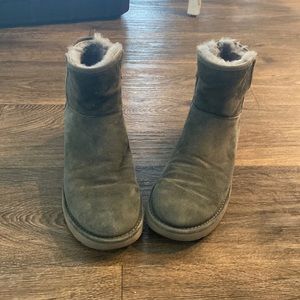 Ugg ankle boot size 7